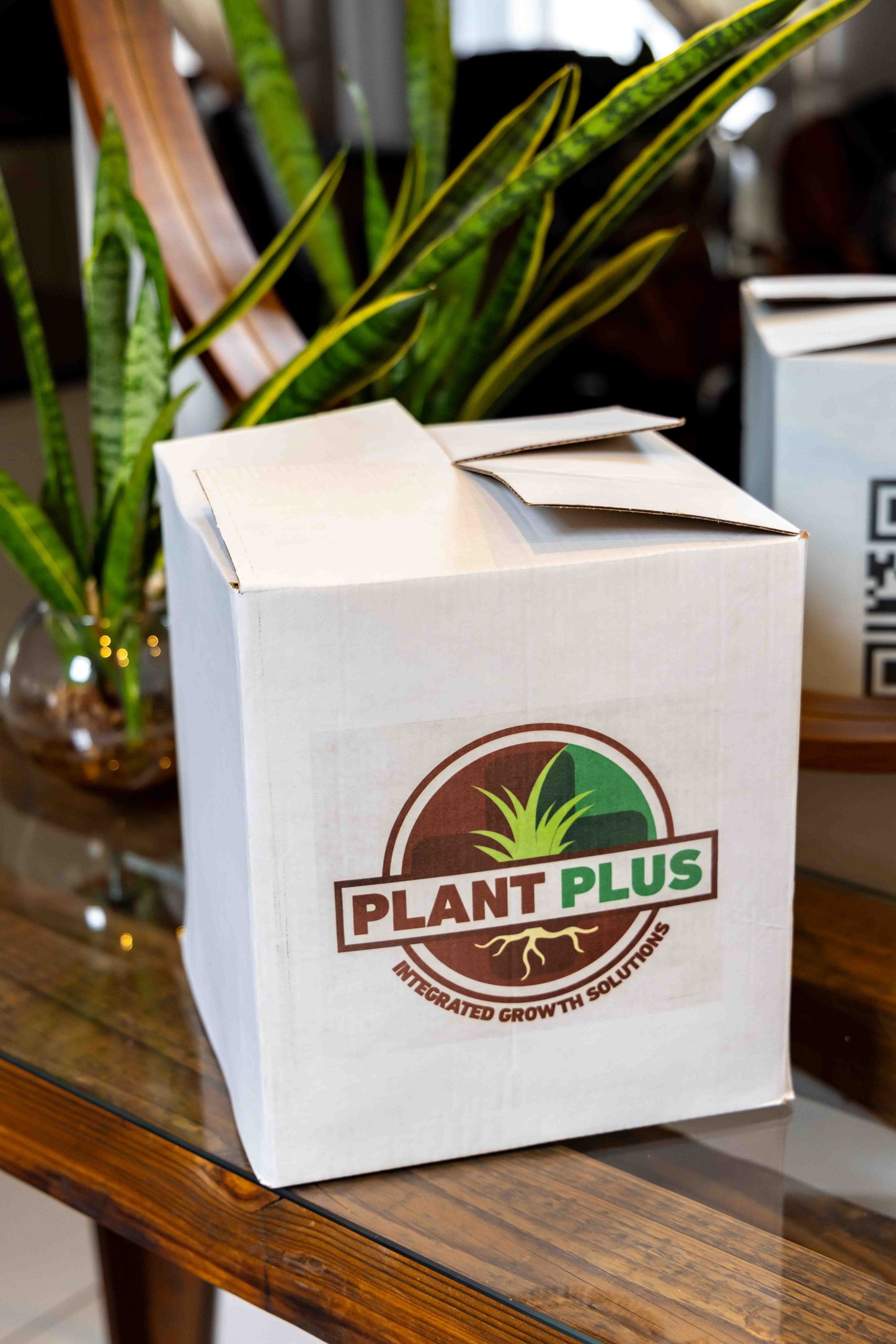 1. PlantPlus - LAWN PACK